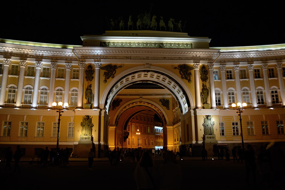 Что посмотреть в Санкт-Петербурге за 1 день или 2 дня летом самостоятельно?